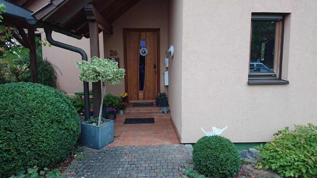 Gemuetliche Ferienwohnung Am Ortsrand Kreuzwertheim Kültér fotó